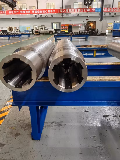 라이너 행거에 유전 삽입 도구 사용